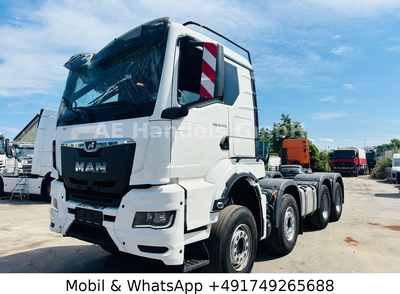 MAN TGS 32.520 GN BB 8x4 *ACC / AP / LED - Cab chassis truck: picture 1 MAN TGS 32.520 GN BB 8x4 *ACC / AP / LED - Cab chassis truck: picture 1