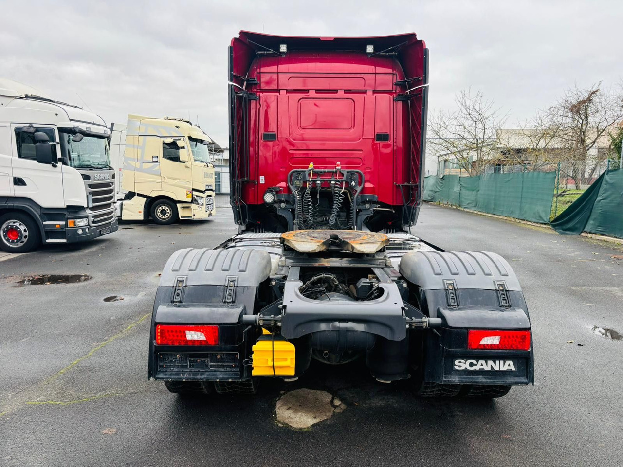 Scania R450 HighLine LL 4x2 *Retarder/Hydr./Standklima - Tractor unit: picture 4 Scania R450 HighLine LL 4x2 *Retarder/Hydr./Standklima - Tractor unit: picture 4