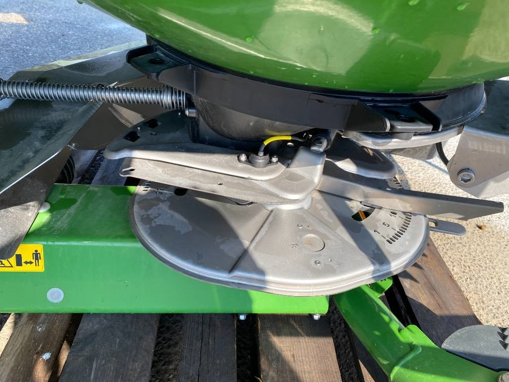 Fertilizer spreader Amazone ZA-V 4200 ProfisTronic / IsoBus: picture 39