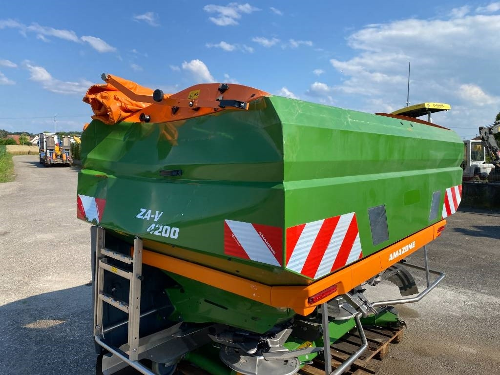 Fertilizer spreader Amazone ZA-V 4200 ProfisTronic / IsoBus: picture 31