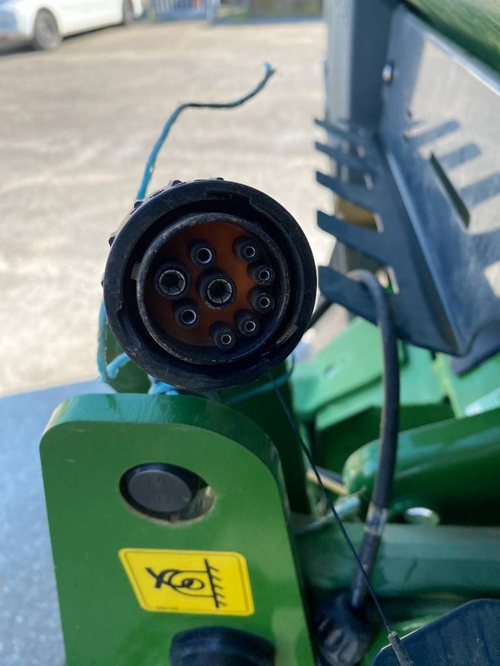 Fertilizer spreader Amazone ZA-V 4200 ProfisTronic / IsoBus: picture 11