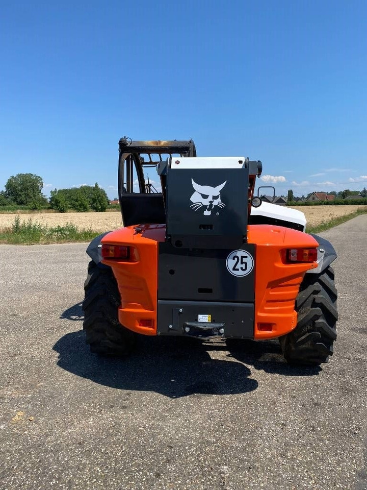 Telescopic wheel loader Bobcat T41.140SLPRB 1er Main Origine Française endommagé: picture 5