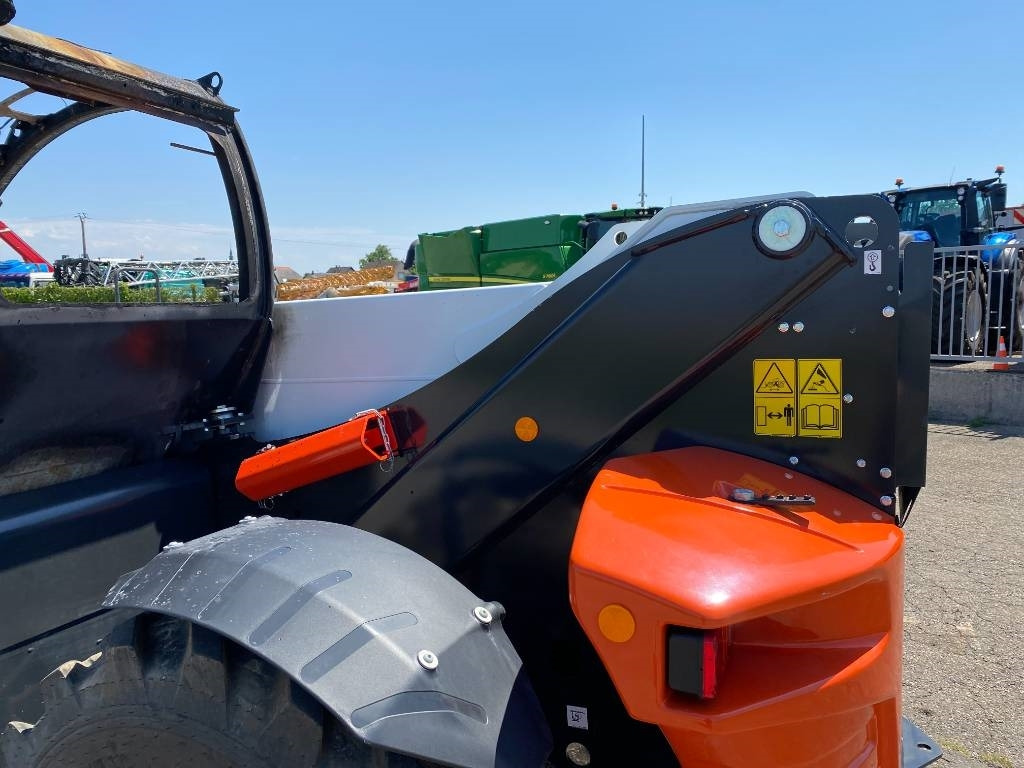 Telescopic wheel loader Bobcat T41.140SLPRB 1er Main Origine Française endommagé: picture 27