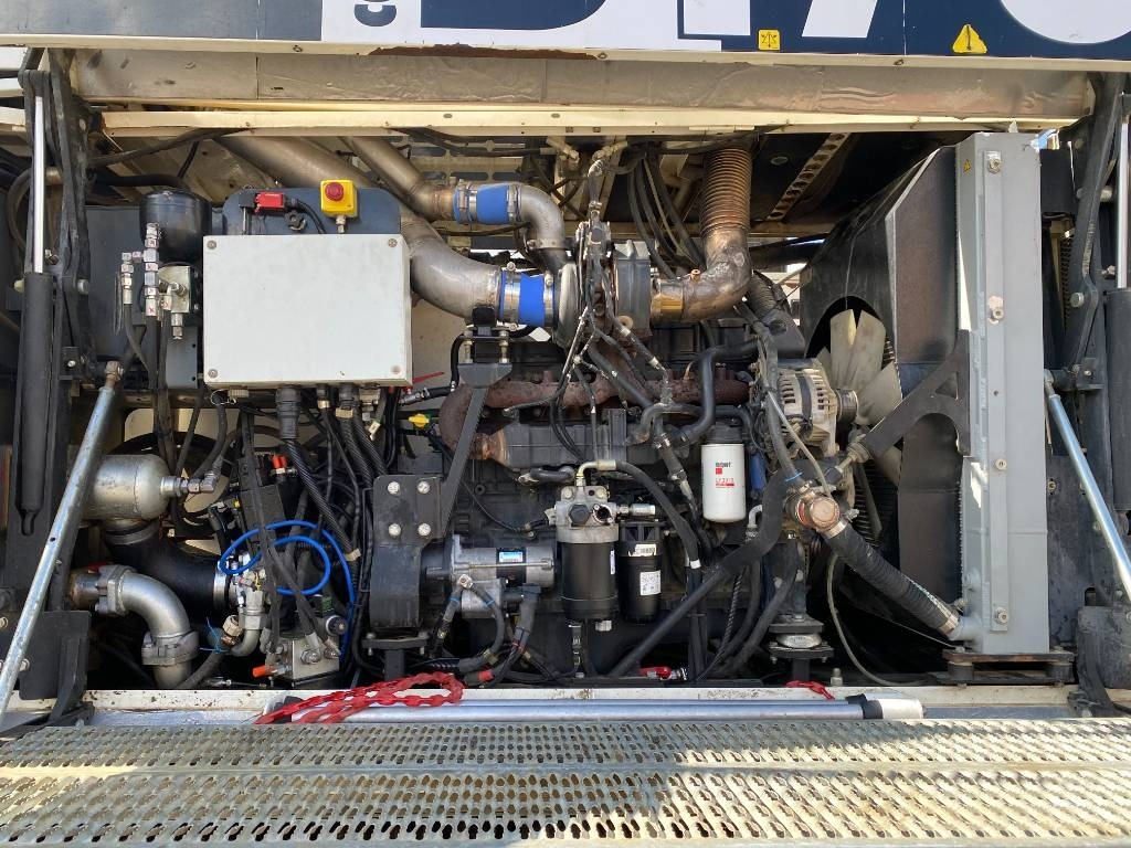 Drilling rig Casagrande B 175 XP 1er Main/Origine Française endommagée: picture 16 Drilling rig Casagrande B 175 XP 1er Main/Origine Française endommagée: picture 16