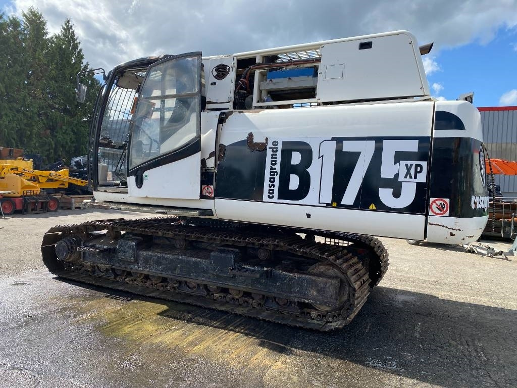 Drilling rig Casagrande B 175 XP 1er Main/Origine Française endommagée: picture 10 Drilling rig Casagrande B 175 XP 1er Main/Origine Française endommagée: picture 10