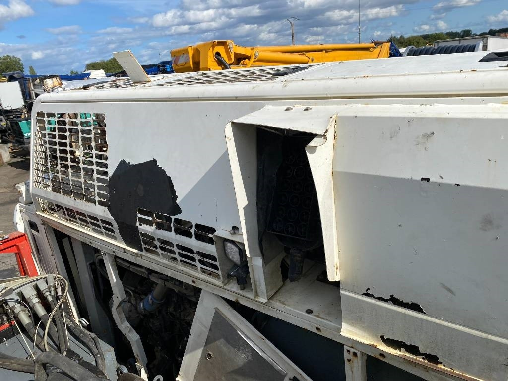 Drilling rig Casagrande B 175 XP 1er Main/Origine Française endommagée: picture 37 Drilling rig Casagrande B 175 XP 1er Main/Origine Française endommagée: picture 37