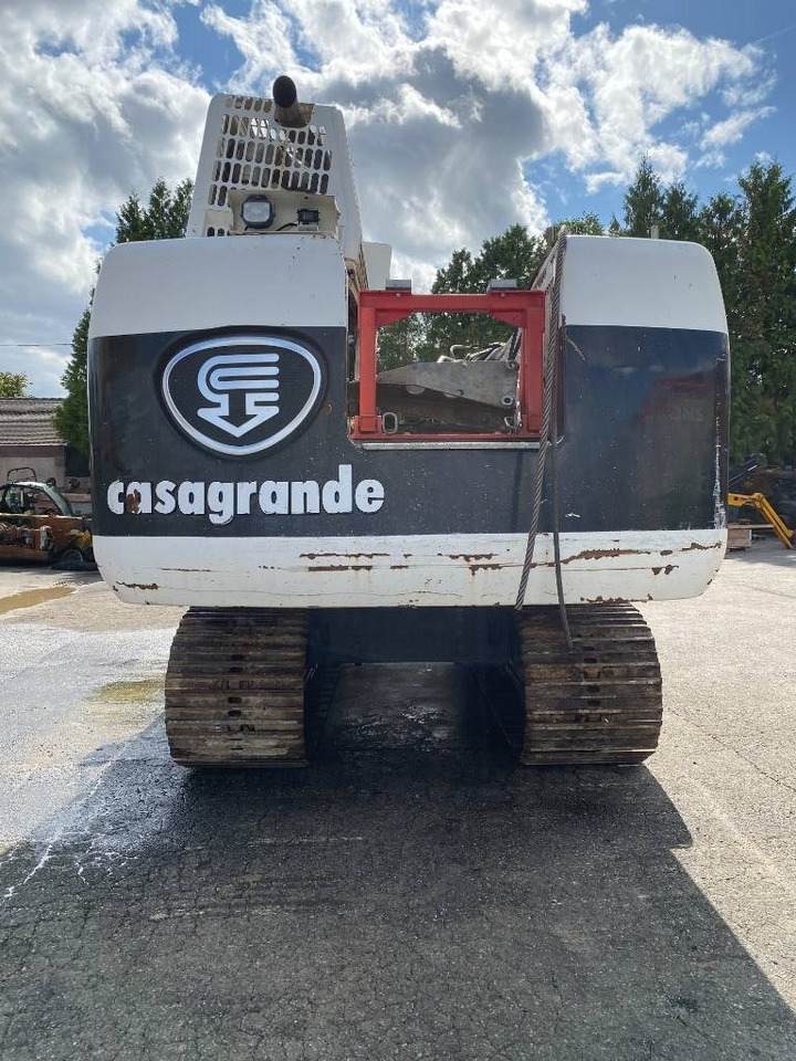 Drilling rig Casagrande B 175 XP 1er Main/Origine Française endommagée: picture 8 Drilling rig Casagrande B 175 XP 1er Main/Origine Française endommagée: picture 8