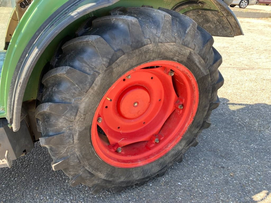 Farm tractor Fendt 209F Vario TMS 1er Main endommagé: picture 16