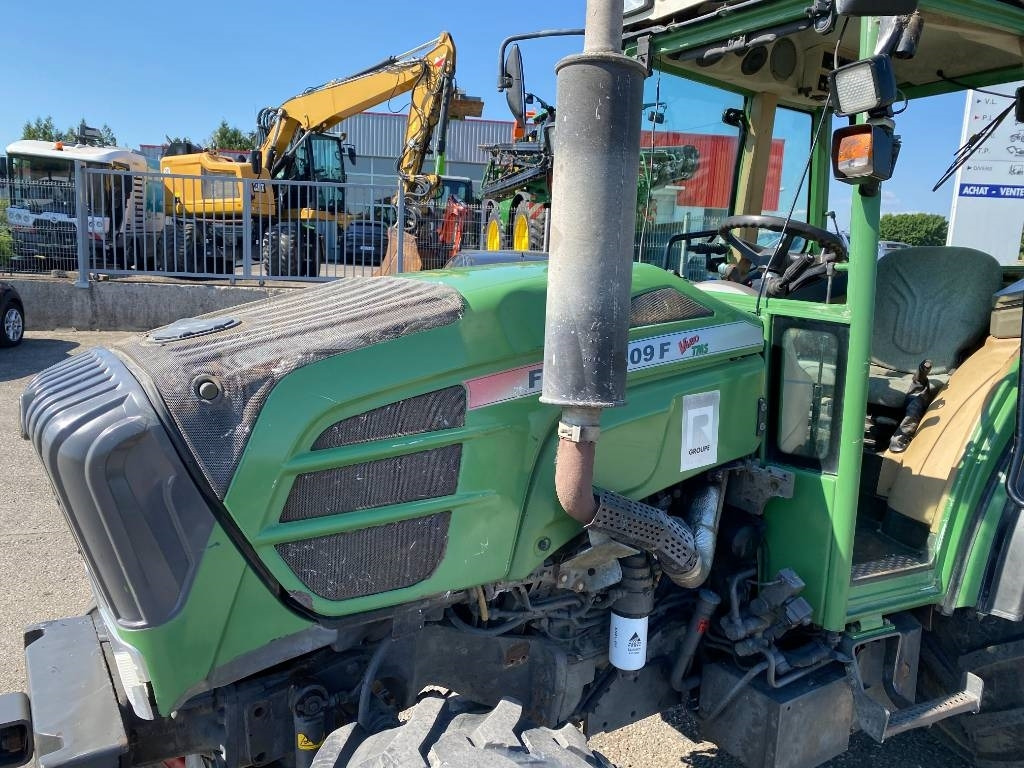 Farm tractor Fendt 209F Vario TMS 1er Main endommagé: picture 25