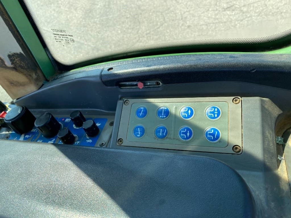 Farm tractor Fendt 209F Vario TMS 1er Main endommagé: picture 18