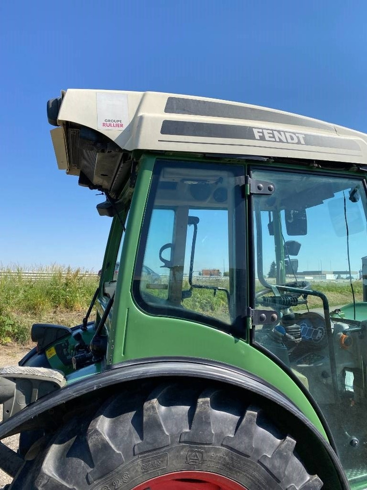 Farm tractor Fendt 209F Vario TMS 1er Main endommagé: picture 45
