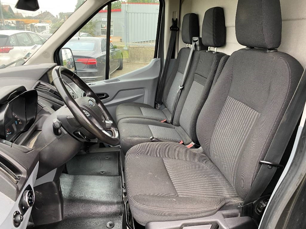 Box van Ford TRANSIT L2H2 2.0 TDCI EcoBlue 130 A Réparer: picture 18 Box van Ford TRANSIT L2H2 2.0 TDCI EcoBlue 130 A Réparer: picture 18