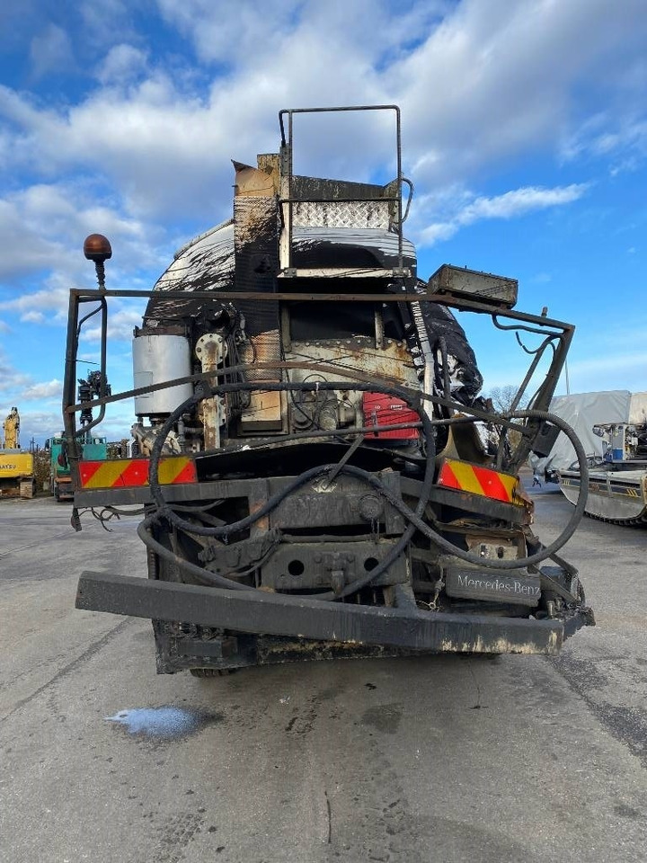 Mercedes-Benz ACTROS Mp2 2536/6x2 BVM -ACMAR CRAON Z12341 - Asphalt distributor: picture 5 Mercedes-Benz ACTROS Mp2 2536/6x2 BVM -ACMAR CRAON Z12341 - Asphalt distributor: picture 5