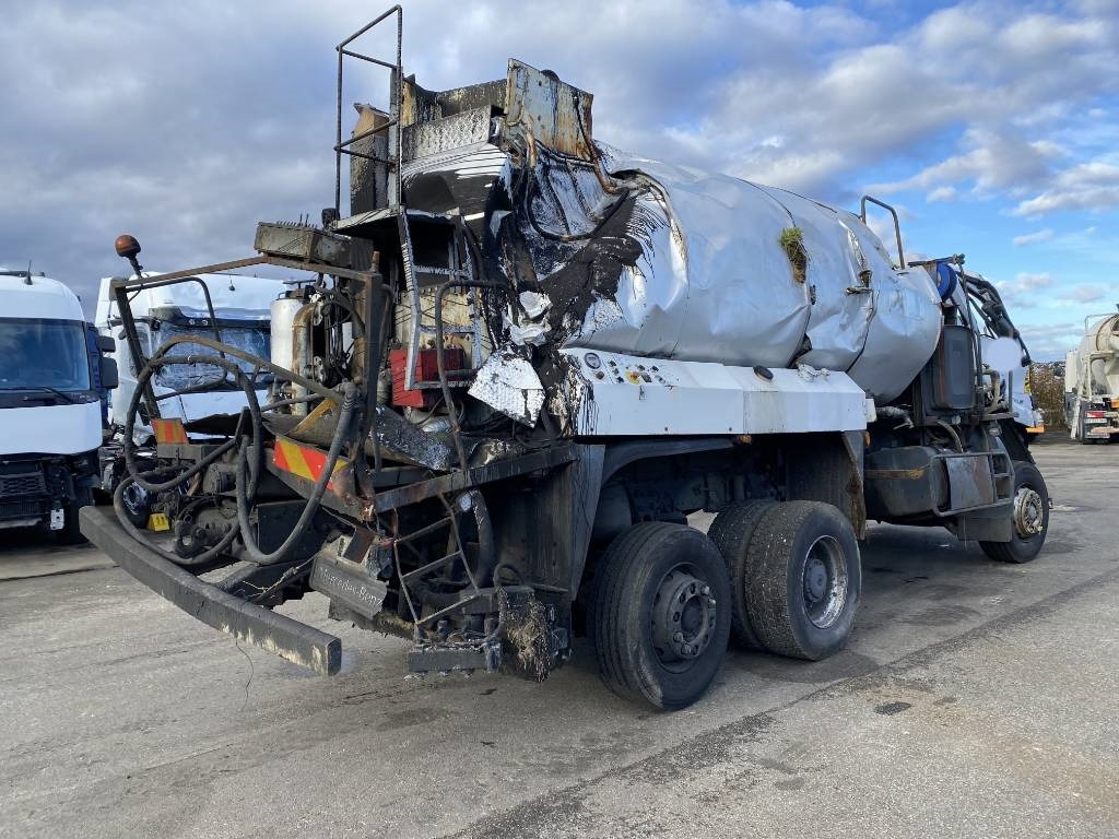 Mercedes-Benz ACTROS Mp2 2536/6x2 BVM -ACMAR CRAON Z12341 - Tank truck: picture 4 Mercedes-Benz ACTROS Mp2 2536/6x2 BVM -ACMAR CRAON Z12341 - Tank truck: picture 4