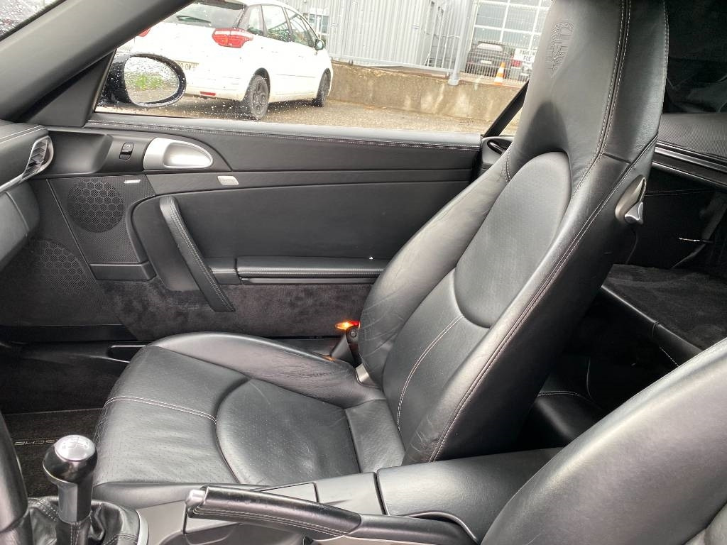 Convertible Porsche 911 3.8I Carrera 4S Cabriolet Origine Française: picture 27 Convertible Porsche 911 3.8I Carrera 4S Cabriolet Origine Française: picture 27