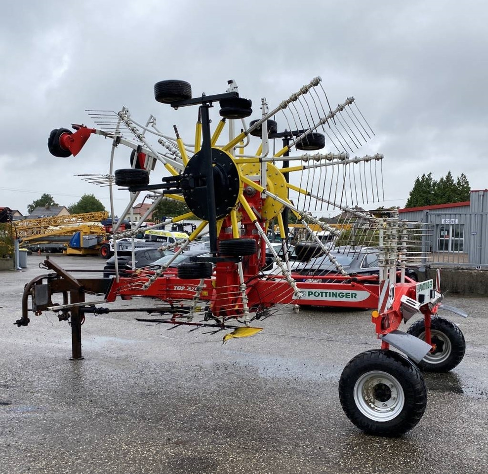 Tedder/ Rake Pöttinger TOP 762C-Classic / Carte Grise Française endommagé: picture 6 Tedder/ Rake Pöttinger TOP 762C-Classic / Carte Grise Française endommagé: picture 6