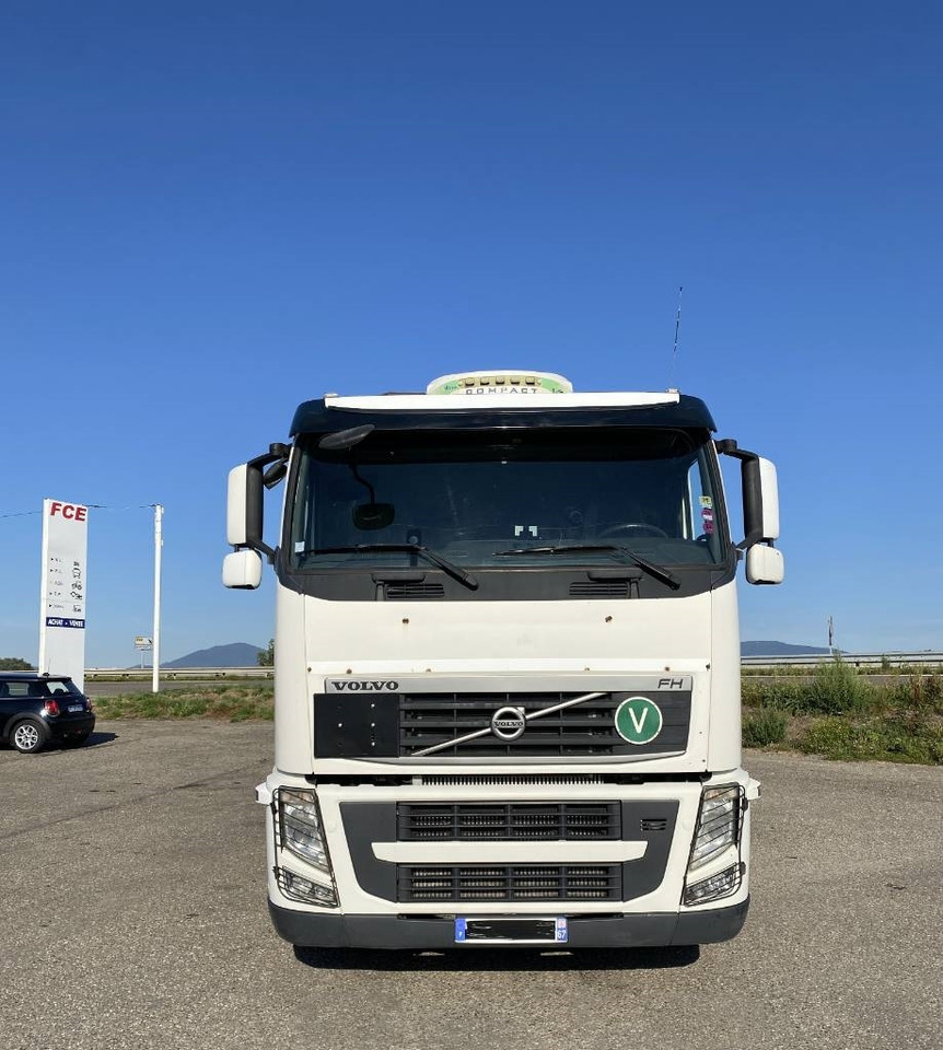 Volvo FH 540 Retarder / HIAB 1055E A réparer - Tractor unit: picture 4 Volvo FH 540 Retarder / HIAB 1055E A réparer - Tractor unit: picture 4