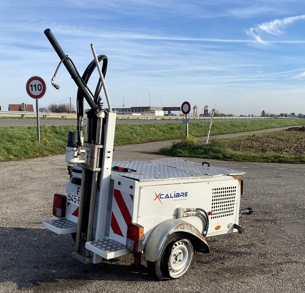 X CALIBRE T4P 1er Main endommagée - Drilling rig: picture 4 X CALIBRE T4P 1er Main endommagée - Drilling rig: picture 4