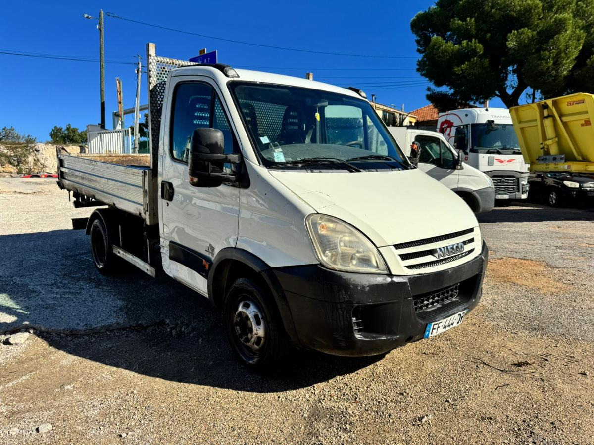 Iveco Daily 35C15 - Tipper van: picture 5 Iveco Daily 35C15 - Tipper van: picture 5