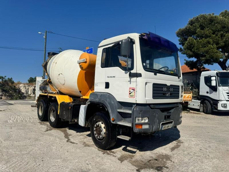 MAN TGA 26.350 - Concrete mixer truck: picture 1 MAN TGA 26.350 - Concrete mixer truck: picture 1