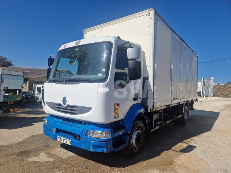 Renault Midlum 220 DCI - Box truck: picture 2 Renault Midlum 220 DCI - Box truck: picture 2