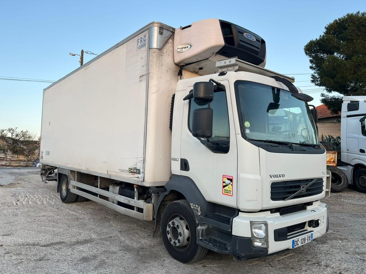 Volvo FL 260 - Refrigerator truck: picture 3 Volvo FL 260 - Refrigerator truck: picture 3