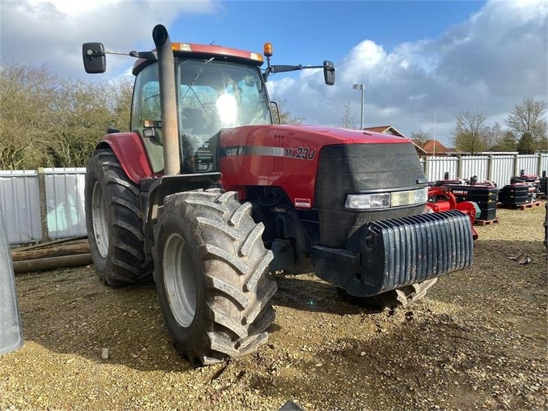 Case IH Magnum MX 230 - Farm tractor: picture 1 Case IH Magnum MX 230 - Farm tractor: picture 1
