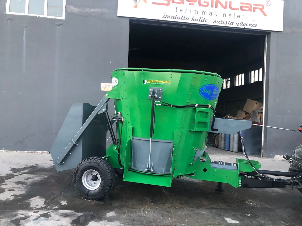 SAYGINLAR vertical feed mixer wagon - Livestock equipment: picture 2 SAYGINLAR vertical feed mixer wagon - Livestock equipment: picture 2