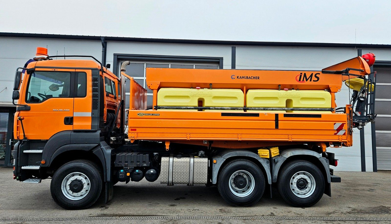 MAN TGA 28.400 6x4-4 Winterdienst - Tipper: picture 2 MAN TGA 28.400 6x4-4 Winterdienst - Tipper: picture 2