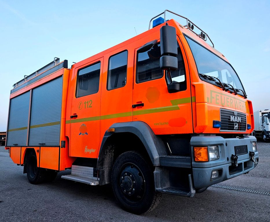 MAN 14.224 L80 4x4 Feuerwehr LF16 Ziegler - Truck: picture 4 MAN 14.224 L80 4x4 Feuerwehr LF16 Ziegler - Truck: picture 4