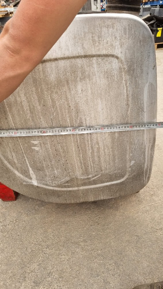 Serbatoio Volvo 570 lt - Other machinery: picture 4 Serbatoio Volvo 570 lt - Other machinery: picture 4