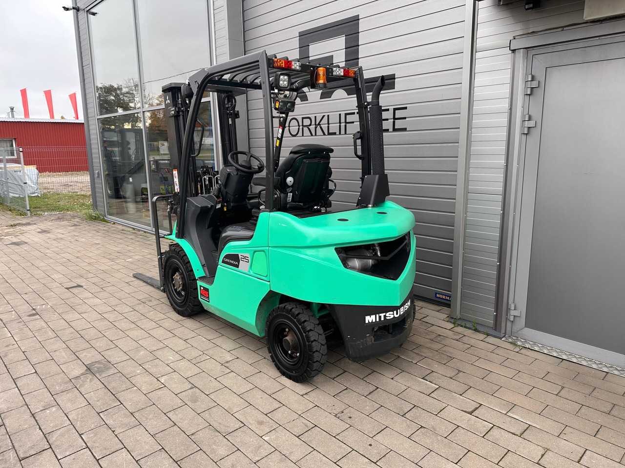 Mitsubishi FD25N3 - Diesel forklift: picture 3 Mitsubishi FD25N3 - Diesel forklift: picture 3