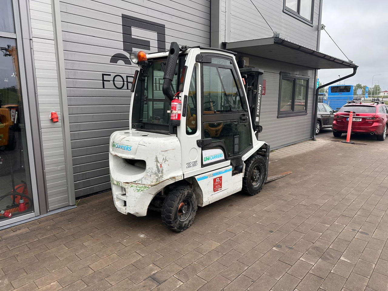 Unicarriers Y1D2A25Q - Diesel forklift: picture 4 Unicarriers Y1D2A25Q - Diesel forklift: picture 4