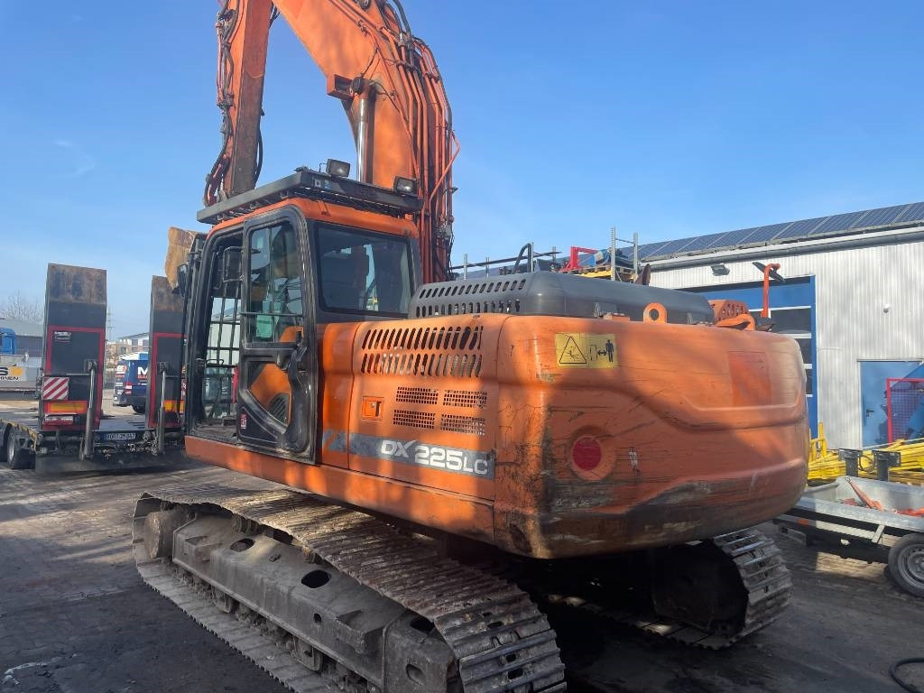Doosan EXCA - Crawler excavator: picture 1 Doosan EXCA - Crawler excavator: picture 1
