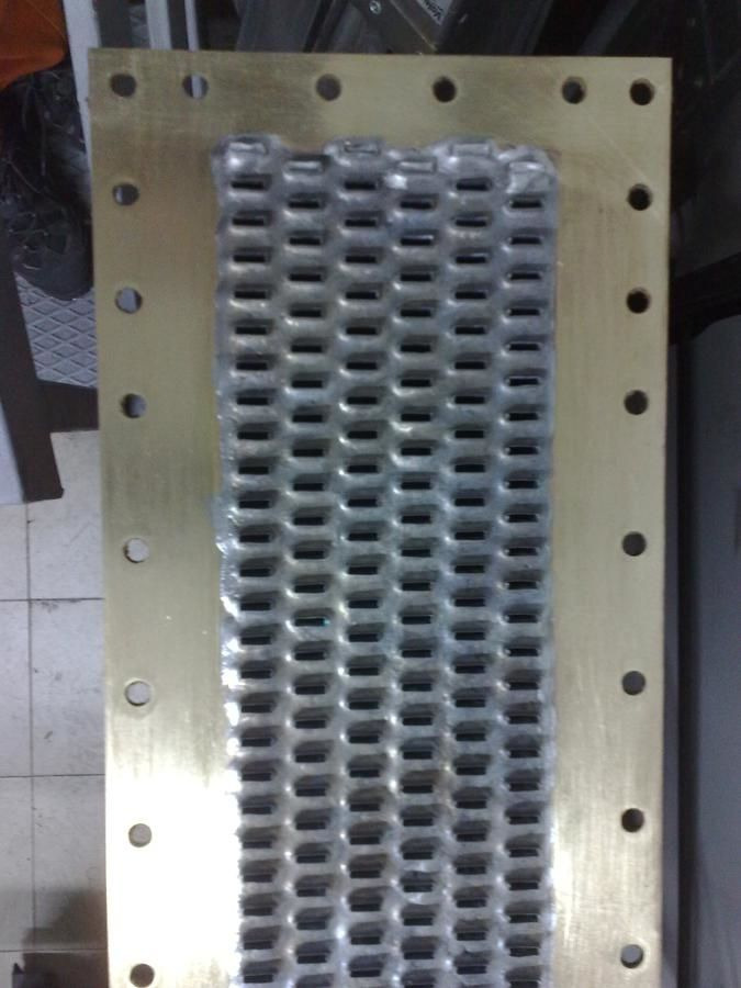RADIATORE NH W 270 76070832 - Radiator: picture 3 RADIATORE NH W 270 76070832 - Radiator: picture 3