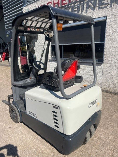 Crown SC5340-1.8 - Forklift: picture 2 Crown SC5340-1.8 - Forklift: picture 2