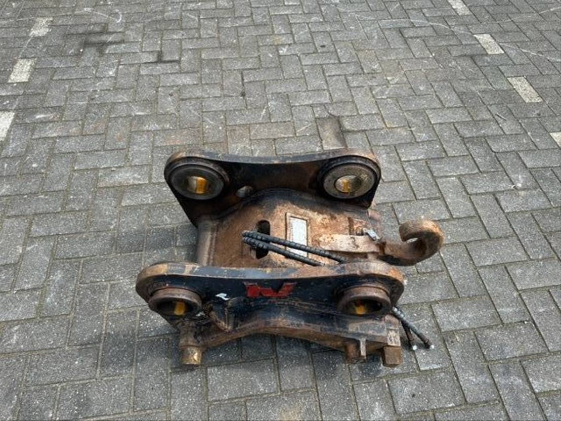 Verachtert CW30 Coupler Pin size: 90 mm - Quick coupler for Construction machinery: picture 2 Verachtert CW30 Coupler Pin size: 90 mm - Quick coupler for Construction machinery: picture 2