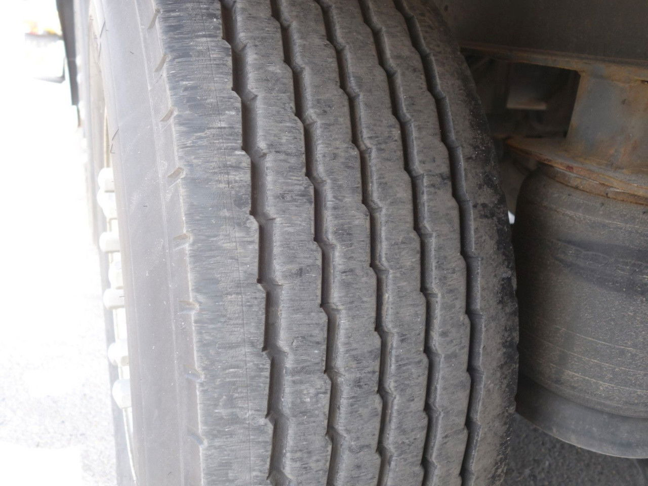 Refrigerator semi-trailer Krone SD Carrier Vector 1350: picture 13 Refrigerator semi-trailer Krone SD Carrier Vector 1350: picture 13