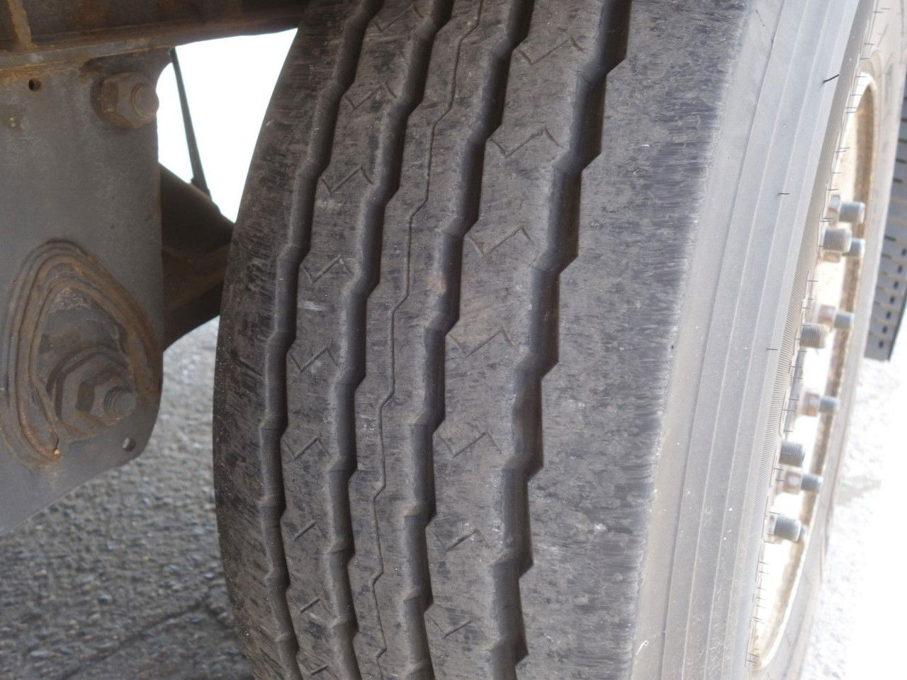 Refrigerator semi-trailer Krone SD Carrier Vector 1350: picture 14 Refrigerator semi-trailer Krone SD Carrier Vector 1350: picture 14