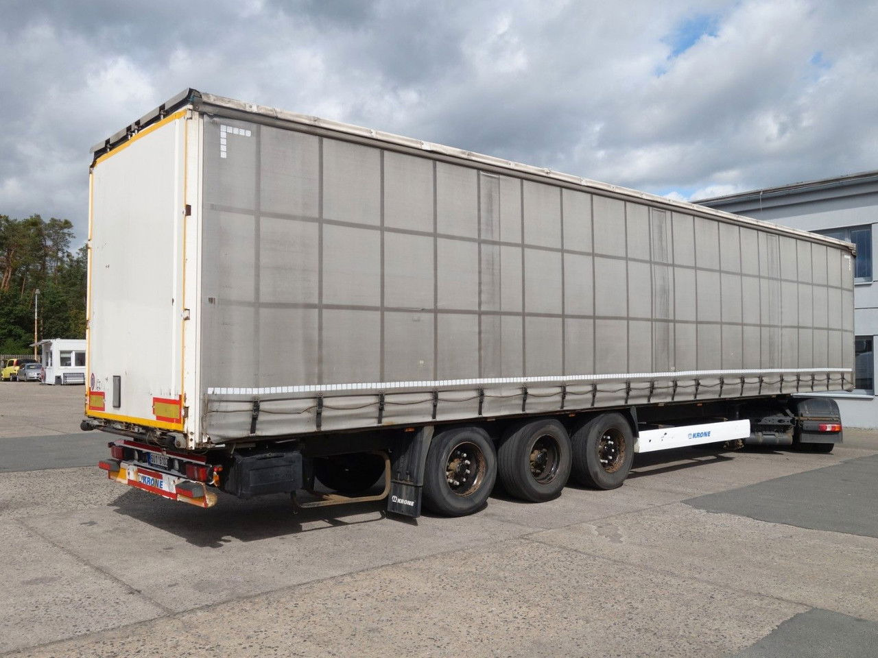 Krone SD Standard, Liftachse - Curtainsider semi-trailer: picture 5 Krone SD Standard, Liftachse - Curtainsider semi-trailer: picture 5