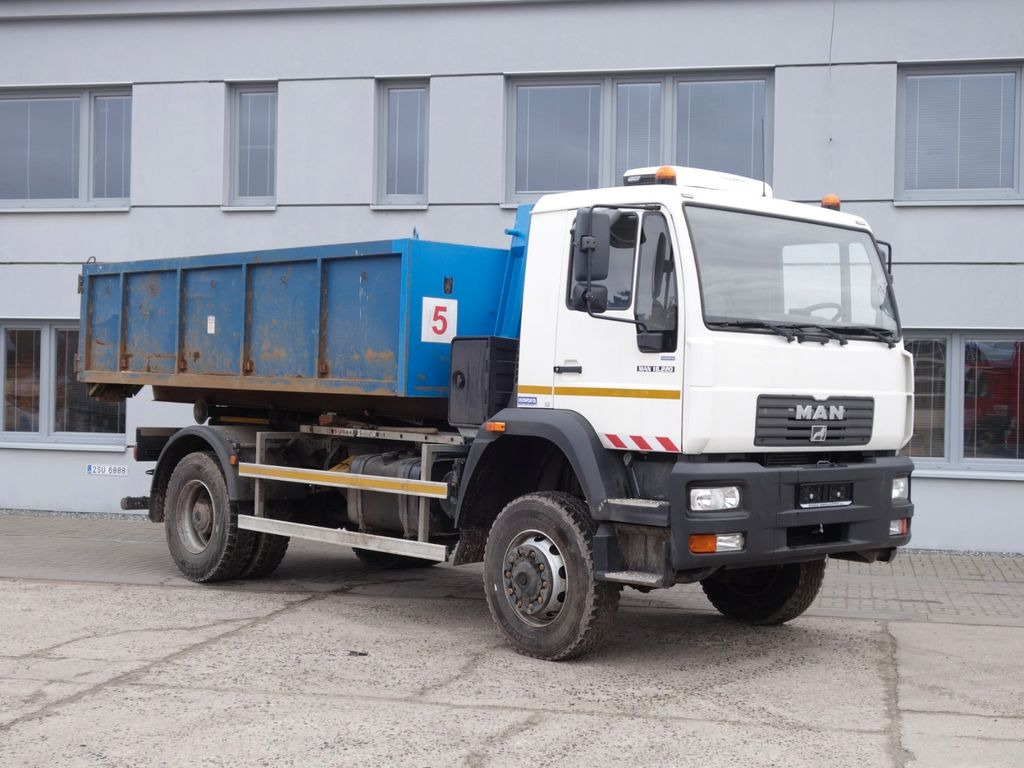 MAN 18.220 4x4 Neue Aufbau 2023 TOP ! - Hook lift truck, Crane truck: picture 3 MAN 18.220 4x4 Neue Aufbau 2023 TOP ! - Hook lift truck, Crane truck: picture 3