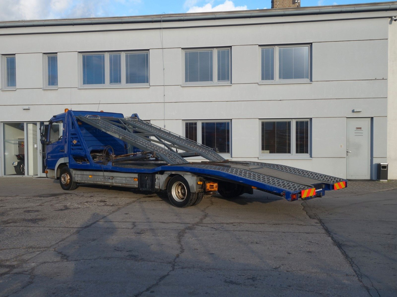 Mercedes-Benz Atego 815 für 2 PKW Mercedes-Benz Atego 815 für 2 PKW - Autotransporter truck: picture 5 Mercedes-Benz Atego 815 für 2 PKW Mercedes-Benz Atego 815 für 2 PKW - Autotransporter truck: picture 5