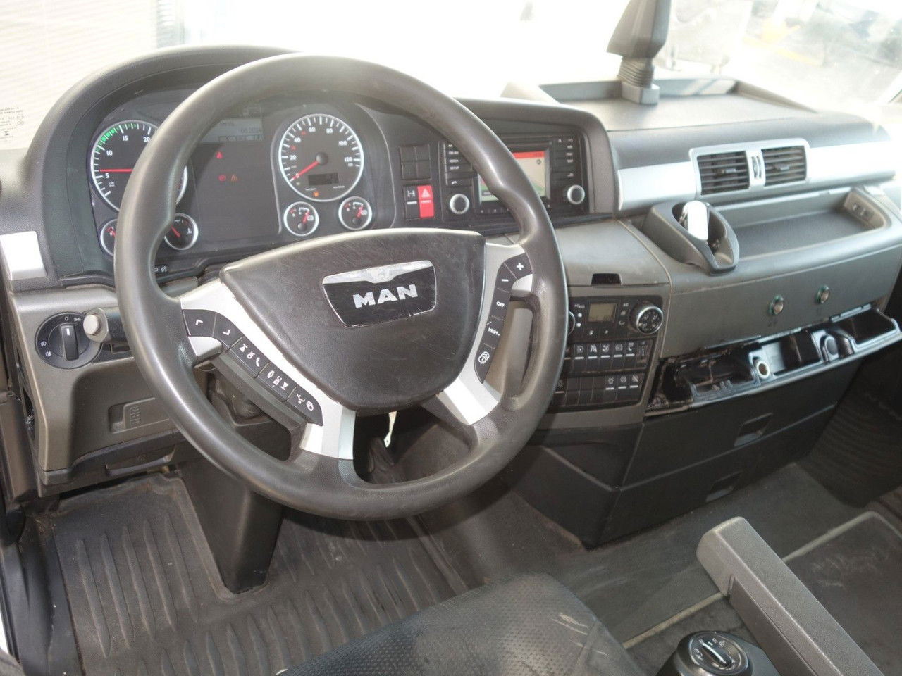 Tractor unit MAN TGX 18.480 XLX E6 ST, Retarder: picture 13