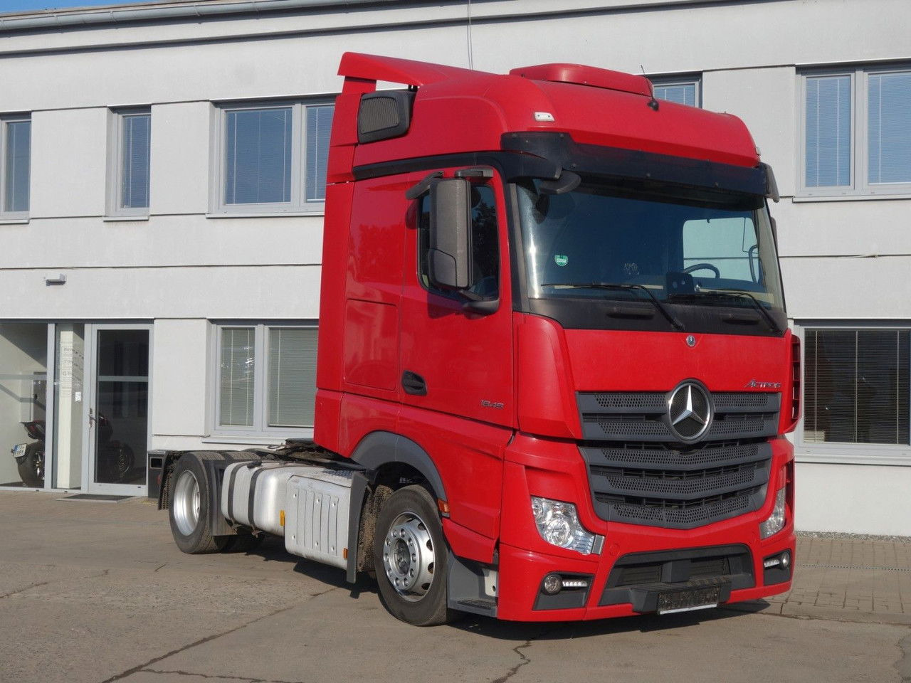 Mercedes-Benz Actros 1845 Lsnrl, Lowdeck, Standklima - Tractor unit: picture 3 Mercedes-Benz Actros 1845 Lsnrl, Lowdeck, Standklima - Tractor unit: picture 3