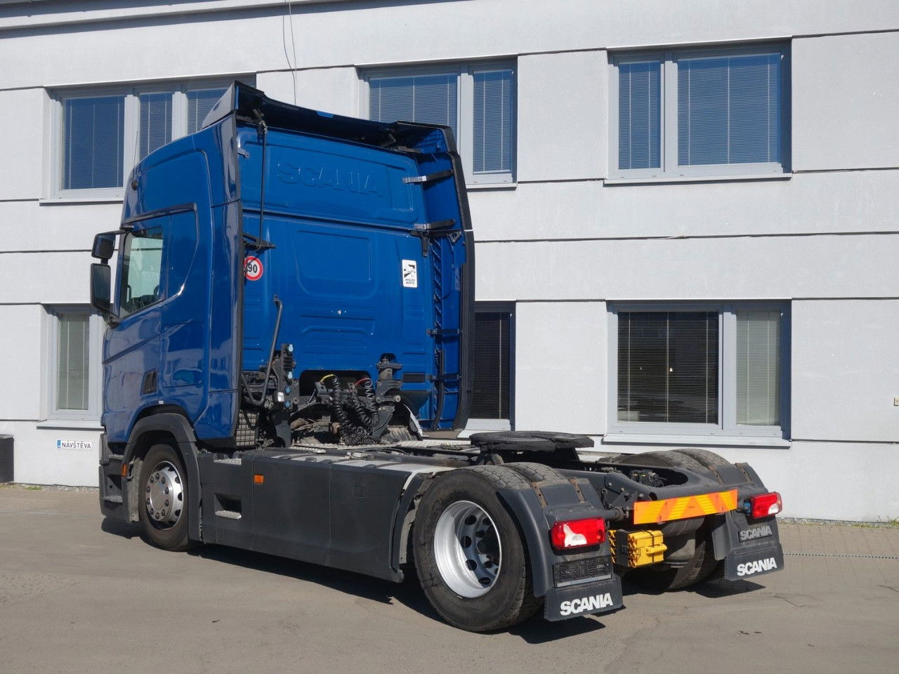 Scania R450 Standard, Retarder, Full service - Tractor unit: picture 4 Scania R450 Standard, Retarder, Full service - Tractor unit: picture 4