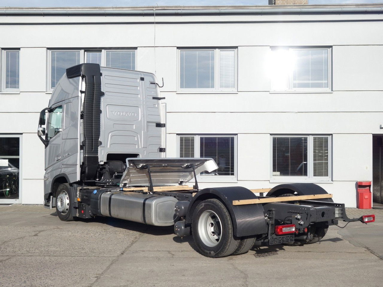 Volvo FH 13 XL 460 Turbo Compound Neue - Container transporter/ Swap body truck: picture 5 Volvo FH 13 XL 460 Turbo Compound Neue - Container transporter/ Swap body truck: picture 5