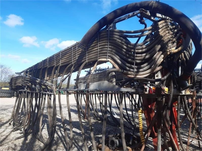 Harsø 24m slæbeslangebom 16-20-24 m 1 fordeler - Slurry tanker: picture 3 Harsø 24m slæbeslangebom 16-20-24 m 1 fordeler - Slurry tanker: picture 3