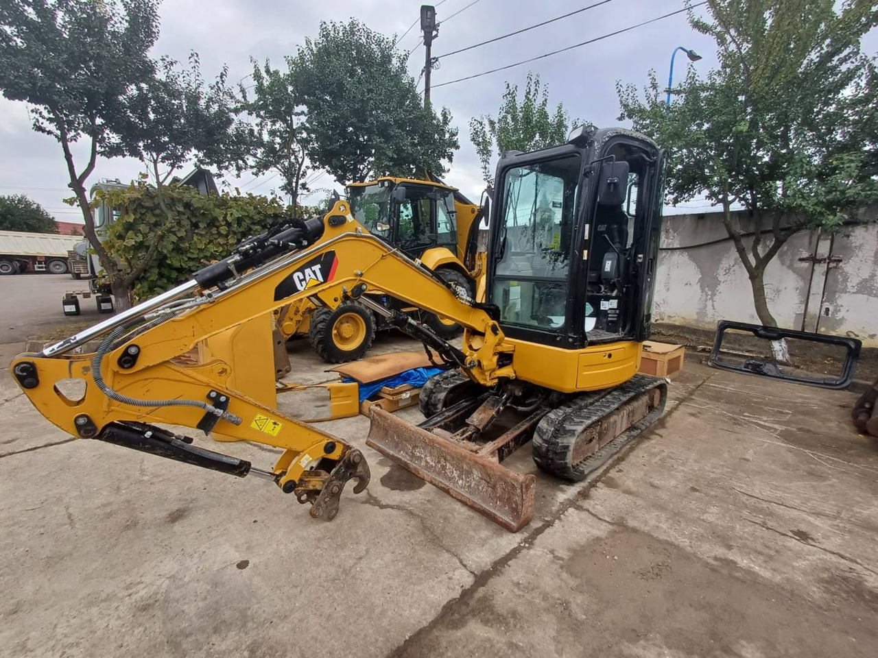 CAT 303ECR - Crawler excavator: picture 1 CAT 303ECR - Crawler excavator: picture 1