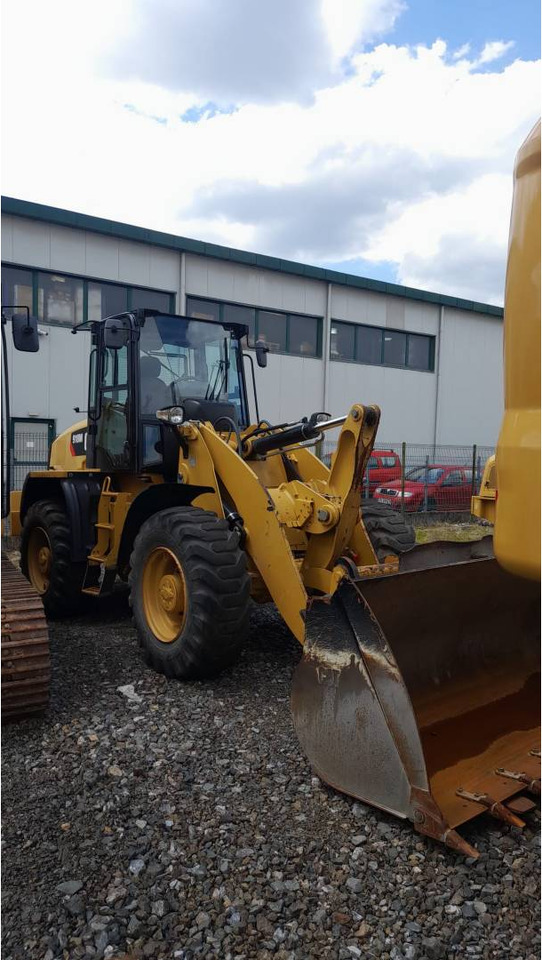 CAT 918M - Wheel loader: picture 2 CAT 918M - Wheel loader: picture 2
