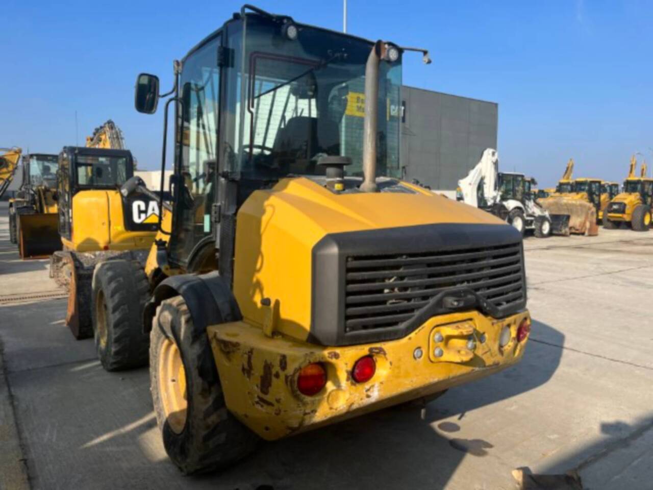 CAT 908M - Wheel loader: picture 4 CAT 908M - Wheel loader: picture 4